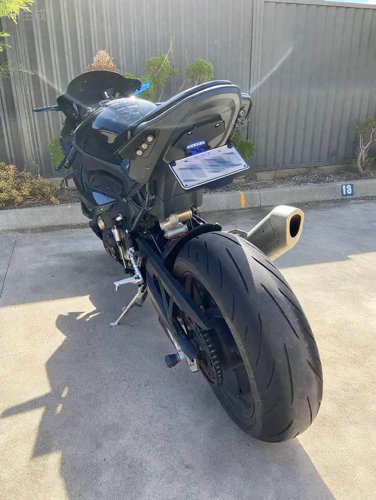 Tail light & flip plate Combo 2023+ BMW S1000RR / M1000RR